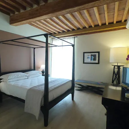 Residenza Farinati - Alto